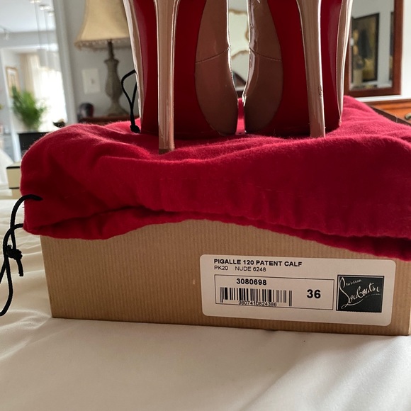 Christian Louboutin - Pigalle 120 Nude Patent 36 - Picture 3 of 6